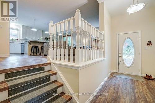 7 Andrew Drive, Kawartha Lakes, ON - Indoor Photo Showing Other Room
