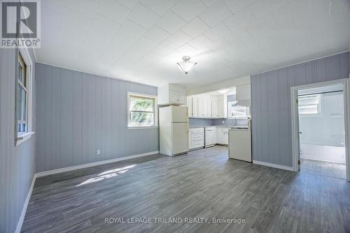 141 Water Street, Southwest Middlesex, ON - Indoor Photo Showing Other Room