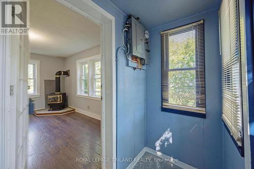 141 Water Street, Southwest Middlesex, ON - Indoor Photo Showing Other Room