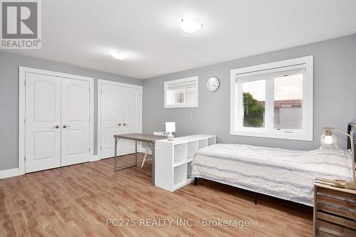 1906 Beaverbrook Avenue, London, ON - Indoor Photo Showing Bedroom