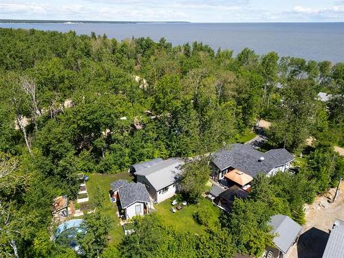 7 Ateah Dr, Traverse Bay, MB 