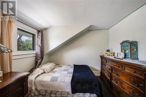 1390 Howard Avenue, Windsor, ON - Indoor Photo Showing Bedroom