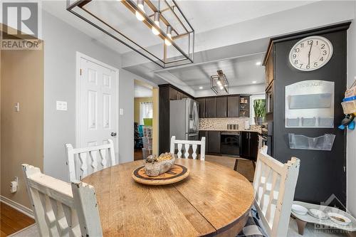 13 Fulham Court, Ottawa, ON - Indoor Photo Showing Dining Room