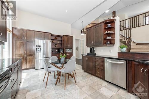 729 Kilbirnie Drive, Ottawa, ON - Indoor Photo Showing Kitchen