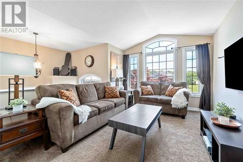 274 Homestretch Drive, St Clair, ON - Indoor Photo Showing Living Room