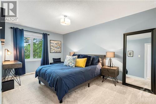 20 Spalding Avenue, Ottawa, ON - Indoor Photo Showing Bedroom