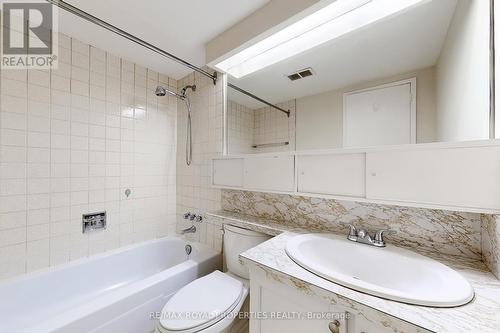 702 - 20 Forest Manor Road, Toronto, ON - Indoor Photo Showing Bathroom