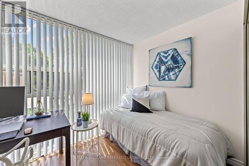 111 - 705 King Street W, Toronto, ON - Indoor Photo Showing Bedroom