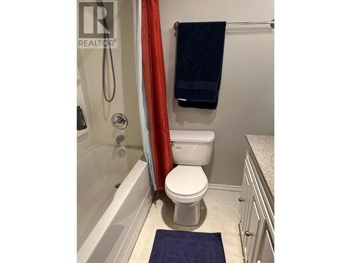 104 Bullmoose Crescent, Tumbler Ridge, BC - Indoor Photo Showing Bathroom