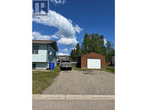 104 Bullmoose Crescent, Tumbler Ridge, BC - Outdoor