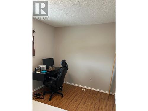 104 Bullmoose Crescent, Tumbler Ridge, BC - Indoor Photo Showing Office