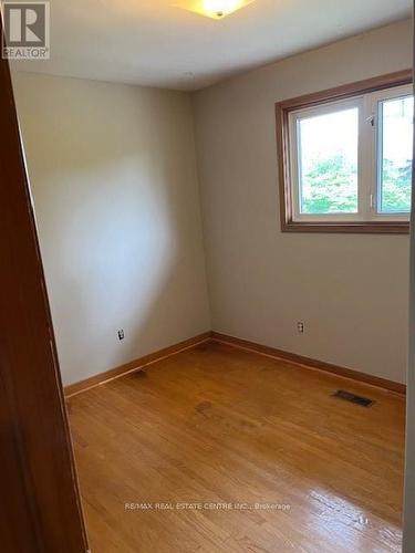 233 Glenholme Avenue, Hamilton, ON - Indoor Photo Showing Other Room