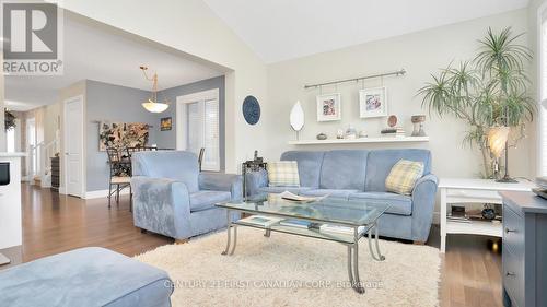 1863 Reilly Walk, London, ON - Indoor Photo Showing Living Room