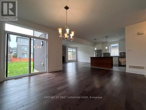 6956 Raleigh Boulevard, London, ON - Indoor