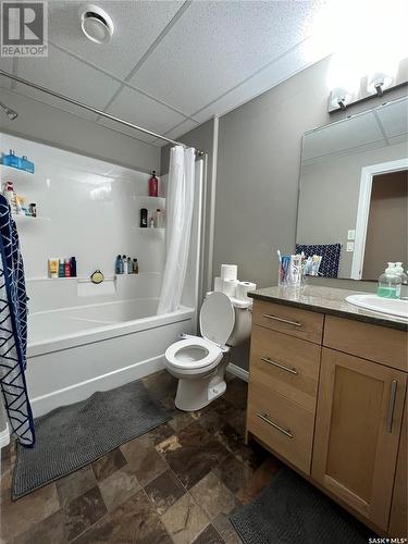 1 Abel Bay, Melville, SK - Indoor Photo Showing Bathroom