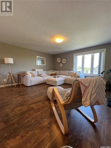 1 Abel Bay, Melville, SK - Indoor