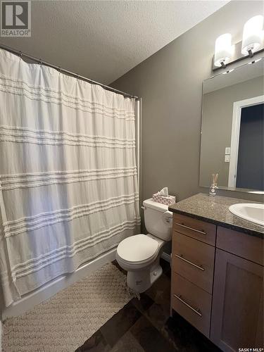 1 Abel Bay, Melville, SK - Indoor Photo Showing Bathroom