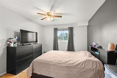 5216 173 Victor Lewis Drive, Winnipeg, MB - Indoor Photo Showing Bedroom