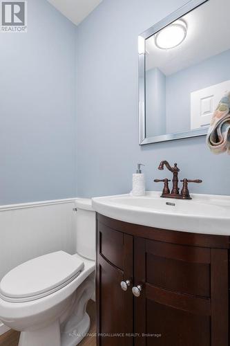 60 Beverley Crescent, Belleville, ON - Indoor Photo Showing Bathroom