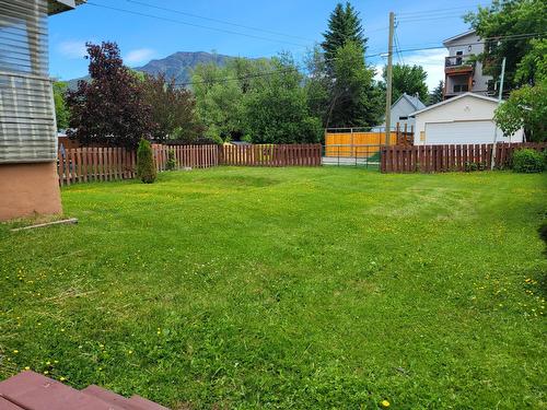 842 8Th Avenue, Fernie, BC - Outdoor