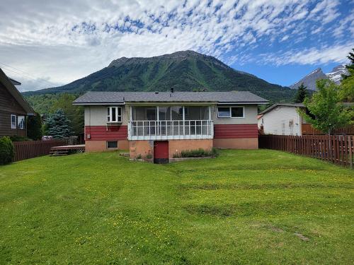 842 8Th Avenue, Fernie, BC - Outdoor With Deck Patio Veranda