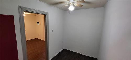 38 10Th Street N, Brandon, MB - Indoor Photo Showing Other Room