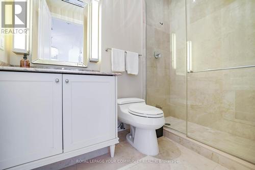 3903 - 183 Wellington Street W, Toronto, ON - Indoor Photo Showing Bathroom