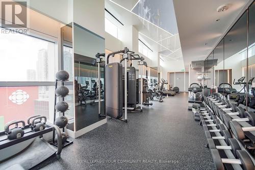 3903 - 183 Wellington Street W, Toronto, ON - Indoor Photo Showing Gym Room