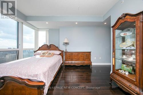 4409 - 386 Yonge Street, Toronto, ON - Indoor Photo Showing Bedroom
