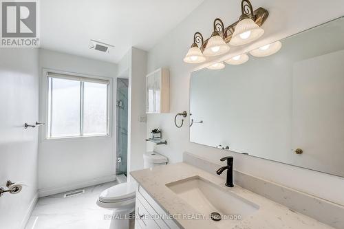 3759 Ellesmere Road, Toronto (Highland Creek), ON - Indoor Photo Showing Bathroom