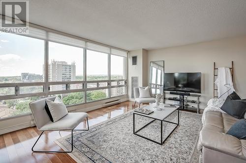 1205 - 2180 Marine Drive, Oakville, ON - Indoor Photo Showing Living Room