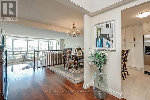 1205 - 2180 Marine Drive, Oakville, ON - Indoor