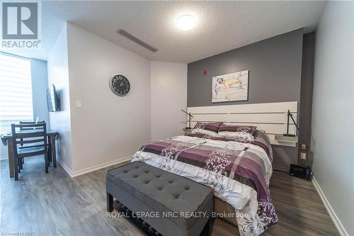 422 - 8111 Forest Glen Drive, Niagara Falls, ON - Indoor Photo Showing Bedroom