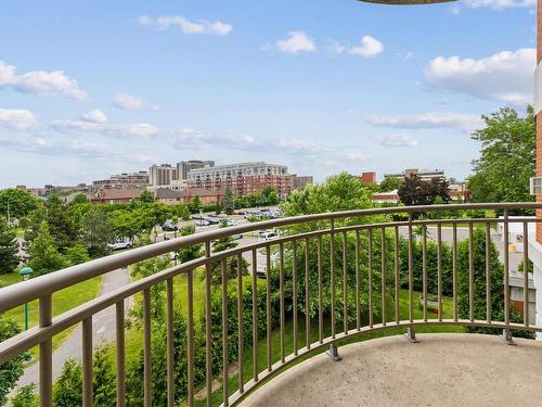 Balcon - 302-5840 Av. Marc-Chagall, Côte-Saint-Luc, QC - Outdoor With Balcony With View