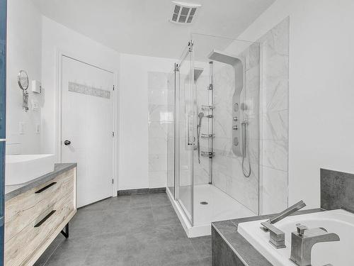 Salle de bains - 1424 Rue Bellancourt, Mascouche, QC - Indoor Photo Showing Bathroom