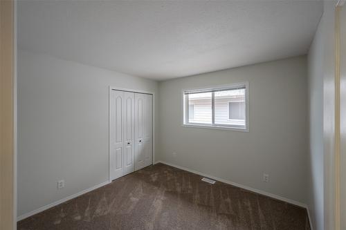 46-3096 South Main Street, Penticton, BC - Indoor Photo Showing Other Room