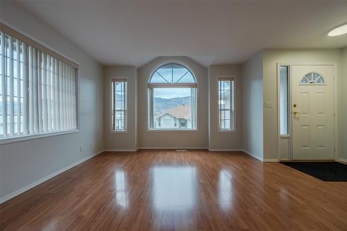 46-3096 South Main Street, Penticton, BC - Indoor Photo Showing Other Room