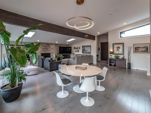 1122 Redlands Road, Penticton, BC - Indoor Photo Showing Dining Room