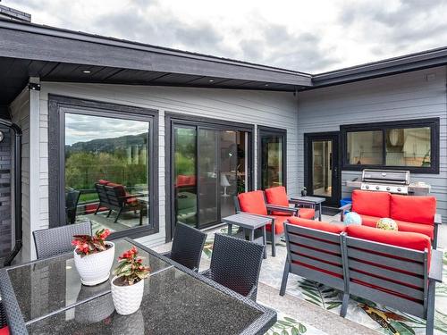 1122 Redlands Road, Penticton, BC - Outdoor With Deck Patio Veranda With Exterior