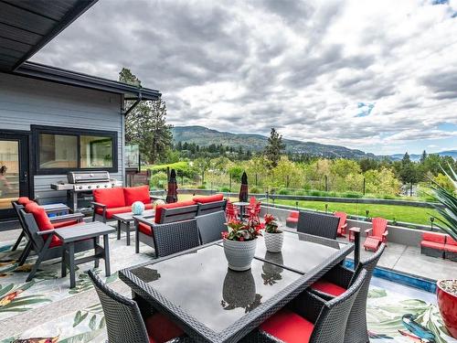 1122 Redlands Road, Penticton, BC - Outdoor With Deck Patio Veranda