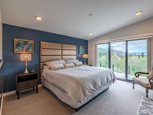 1122 Redlands Road, Penticton, BC - Indoor Photo Showing Bedroom