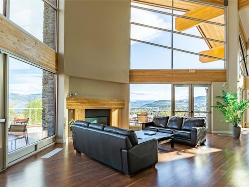 210-3205 Skyview Lane, West Kelowna, BC - Indoor Photo Showing Living Room With Fireplace