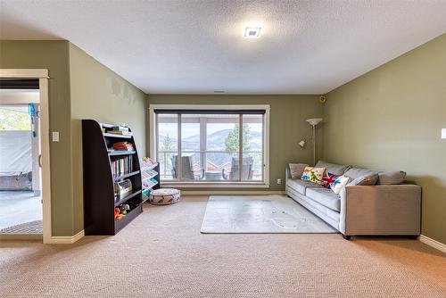 26-40 Kestrel Place, Vernon, BC - Indoor