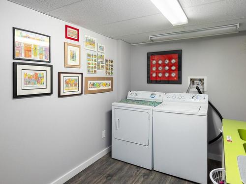 31-5951 Lakes Rd, Duncan, BC - Indoor Photo Showing Laundry Room