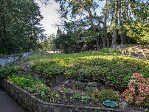 8535 Tribune Terr, North Saanich, BC 