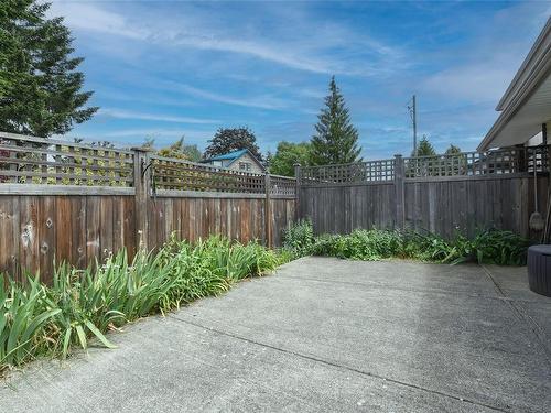 1D-851 5Th St, Courtenay, BC 