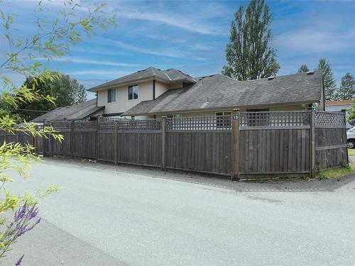 1D-851 5Th St, Courtenay, BC 