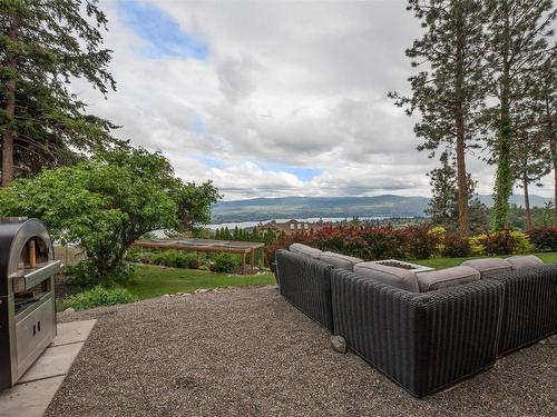 943 Guest Road, West Kelowna, BC - Outdoor