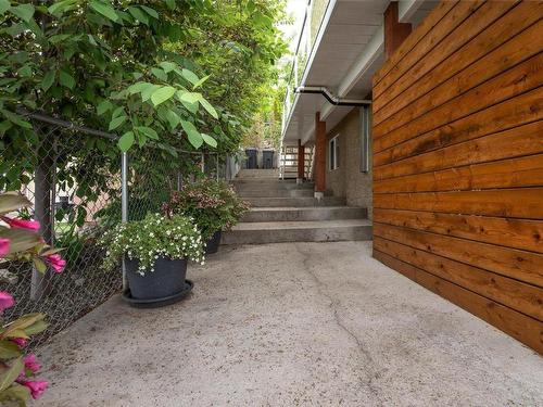 943 Guest Road, West Kelowna, BC - Outdoor