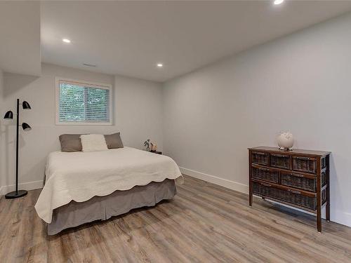 943 Guest Road, West Kelowna, BC - Indoor Photo Showing Bedroom